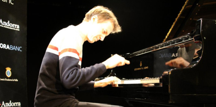 alexandre tharaud, temporada música i dansa morabanc, piano