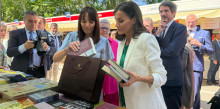 La ministra Mònica Bonell participa en la inauguració de la Feria del Libro de Madrid 