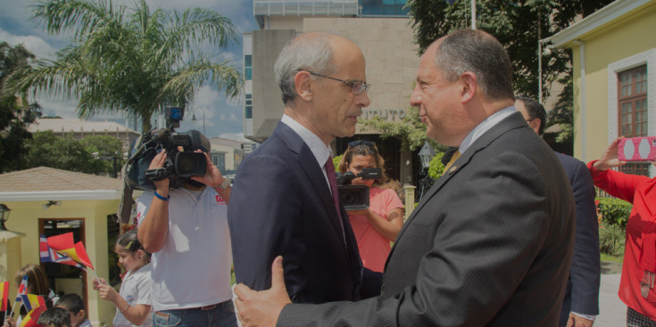 Toni Martí visita les autoritats de Costa Rica per refermar les relacions entre ambdós països.
