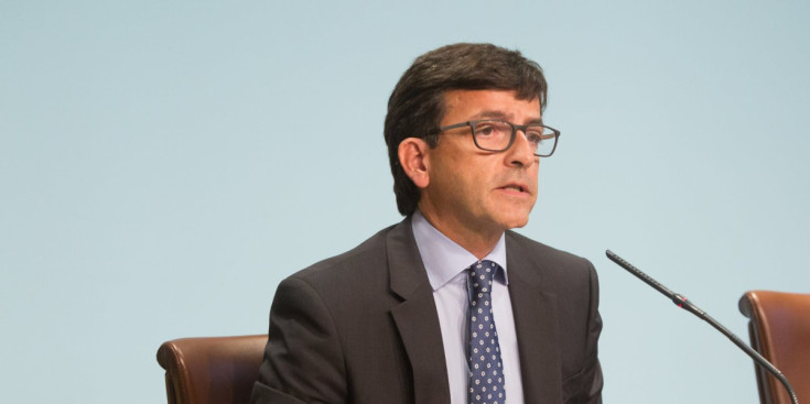 El ministre portaveu, Jordi Cinca, en una roda de premsa.