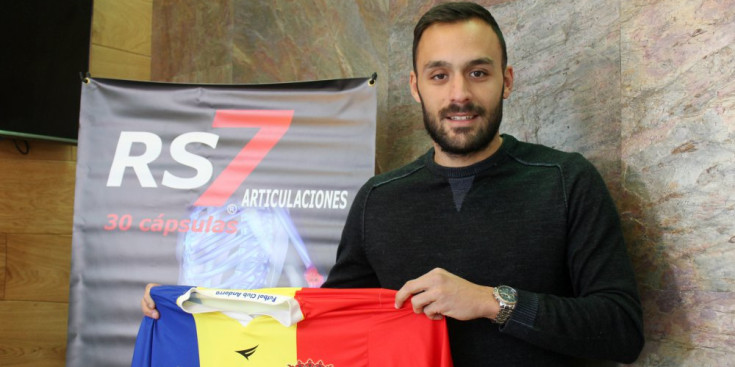 Sergi Moreno, ahir, amb la samarreta tricolor.