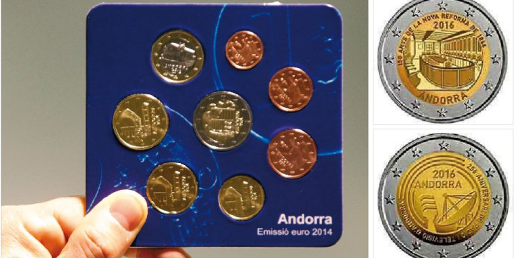 A l’esquerra, l’estoig bàsic de vuit monedes que es va emetre al 2014 i que mantindrà les temàtiques. A la dreta, les dues commemoratives noves.