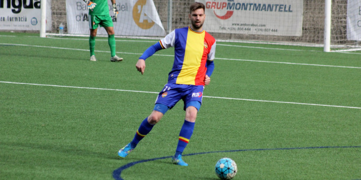 Emili, en un partit anterior de l'FC Andorra.