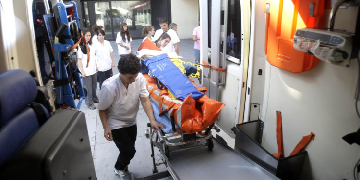 Taller de mobilització de pacients a la Universitat d’Andorra pels estudiants d’infermeria.