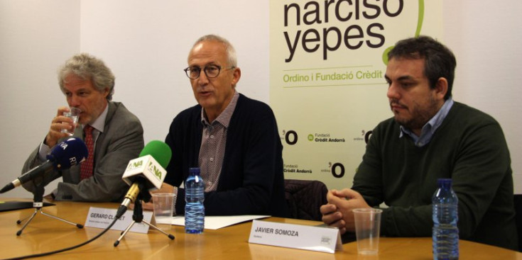 Yepes, Gerard Claret i Somoza en la roda de premsa, ahir.