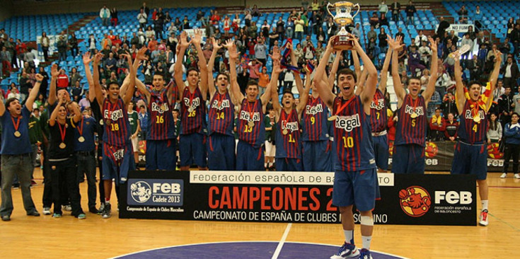 El campió de l'edició del 2013, l'FC Barcelona