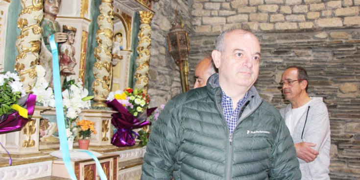 El ministre de Salut, Carles Álvarez Marfany, durant la seva visita al Santuari de Canòlich.