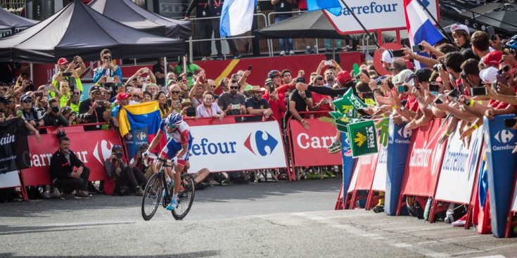 Final d'etapa de la Vuelta a Espanya a Naturlandia.