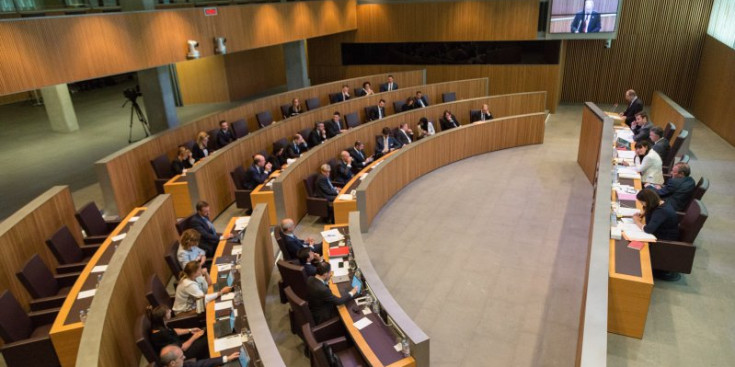 Una sessió parlamentària al Consell General.