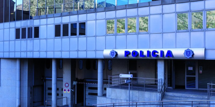 L'edifici administratiu de la Policia.