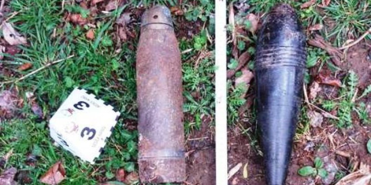El projectil d'artilleria i la granada de morter localitzats en unes ruïnes d'una torre abandonada de la Conca de Dalt.