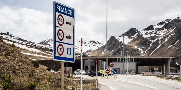 La frontera francoandorrana roman solitària en no poder circular els vehicles pel tall a l’RN22, fa dues setmanes.