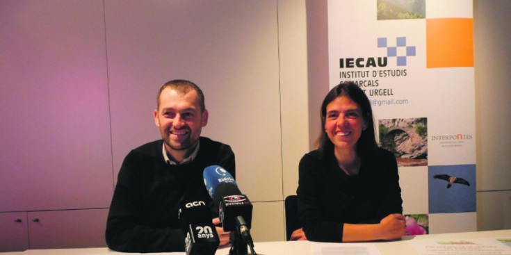 Lluís Obiols i Pilar Aláez presenten les activitats de l’IECAU, ahir.