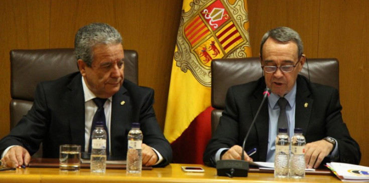 Jordi Minguillón i Eeron Estany a la sessió de Comú de divendres