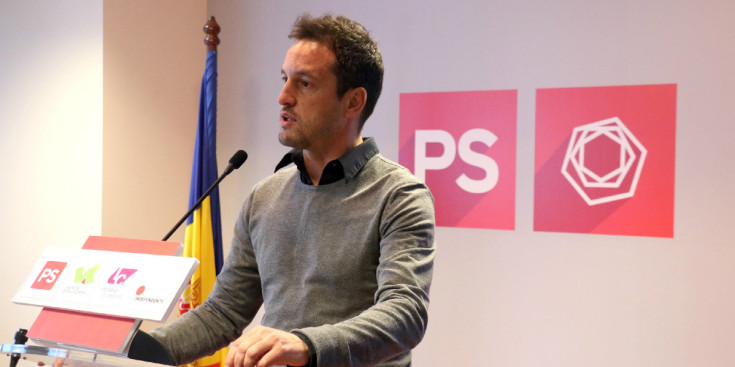 El cap de llista de PS+Verds+IC+ Independents, Pere López, en una compareixença anterior.