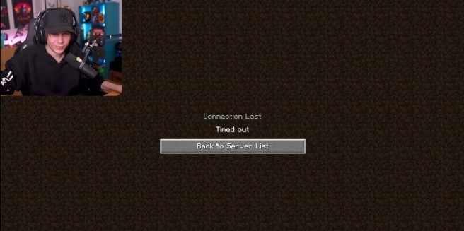 El moment en què Rubiu5 va perdre la connexió en el joc de Minecraft per l’atac virulent de dissabte.