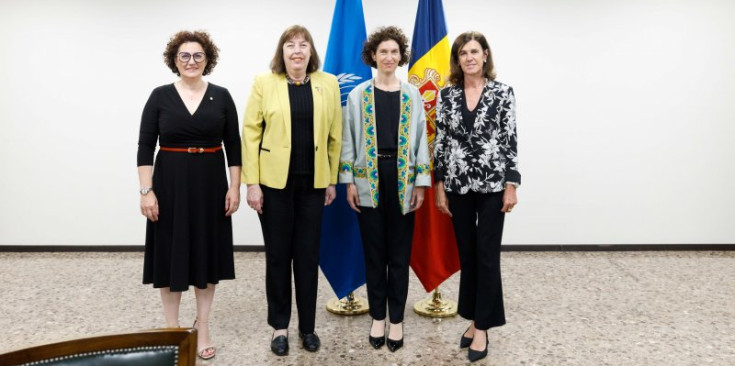 Judith Pallarés, Virginia Gamba, Maria Ubach i Esther Vilarrubla, ahir a les dependències del Govern.