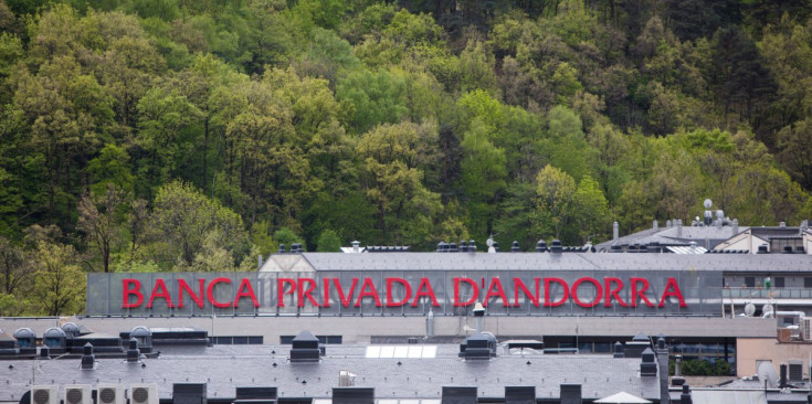Cartell de la seu central de Banca Privada d’Andorra.