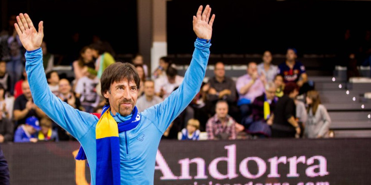 Ferran Teixidó, durant el reconeixement que el BC Andorra li va fer al partit contra el Barça Lassa.