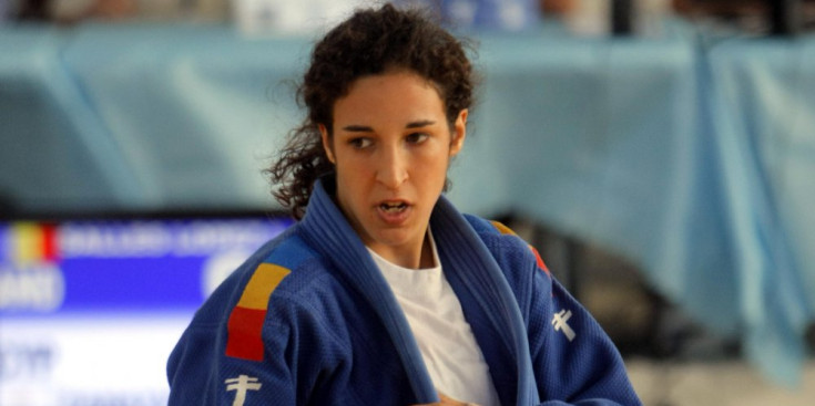 Laura Sallés després de competir en un combat.