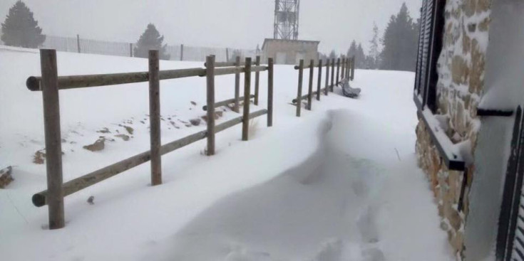 Acumulació de neu a l’estació d’esquí de Tuixent-La Vansa.