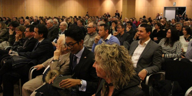 Part del públic que ahir va assistir a la conferència de Foncillas.