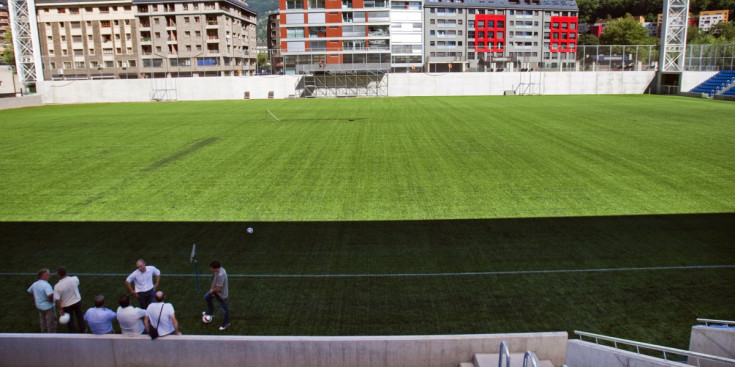 Imatge de l’Estadi Nacional, lloc on es disputaran tots els partits del Campionat d’Europa, abans de la seva inauguració l’estiu passat. FOTO: ÀLEX LARA