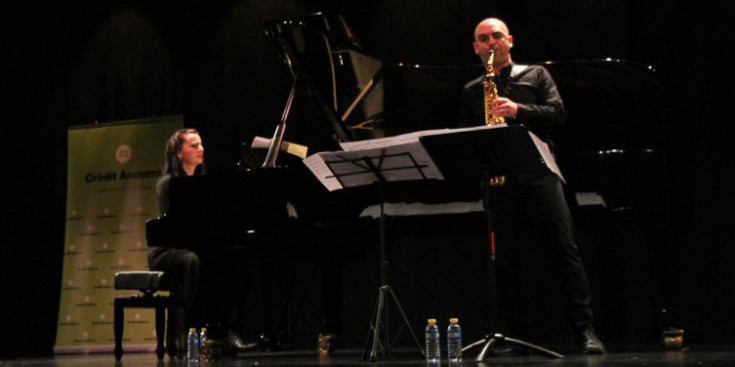 El Dúo ÁniMa durant el seu concert en el tercer Sax Fest, ahir.