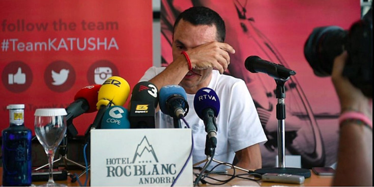 Joaquim Rodríguez, entre llàgrimes, feia ahir l'anunci.