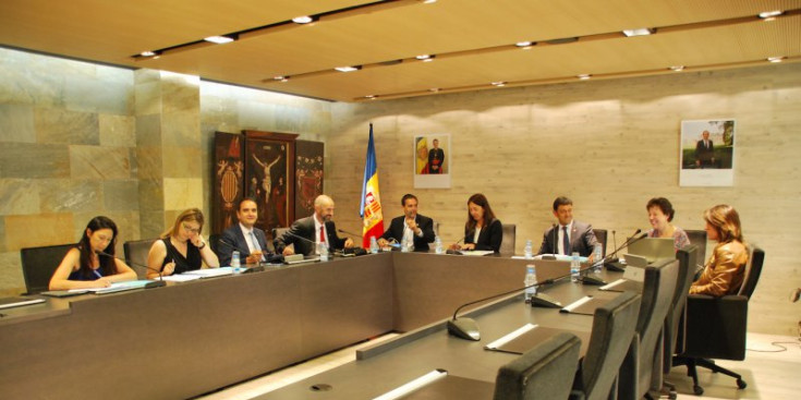 Un moment de la sessió de Consell de Comú d’Ordino celebrada ahir.