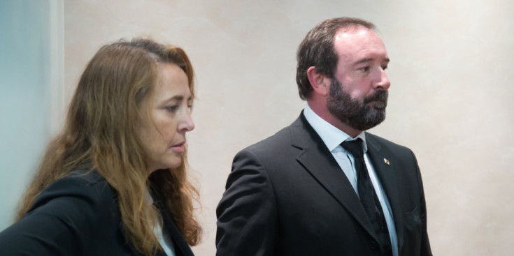 Els consellers de la minoria Jordi Troguet i Maria Isabel Lafoz.