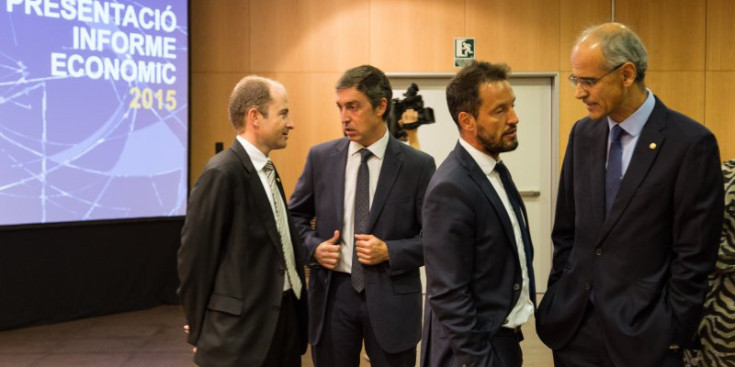Jordana, Pantebre, López i Martí moments abans de la presentació de l’Informe Econòmic 2015, ahir.