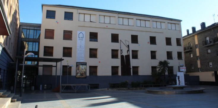 Actual edifici de Les Monges de La Seu d’Urgell.